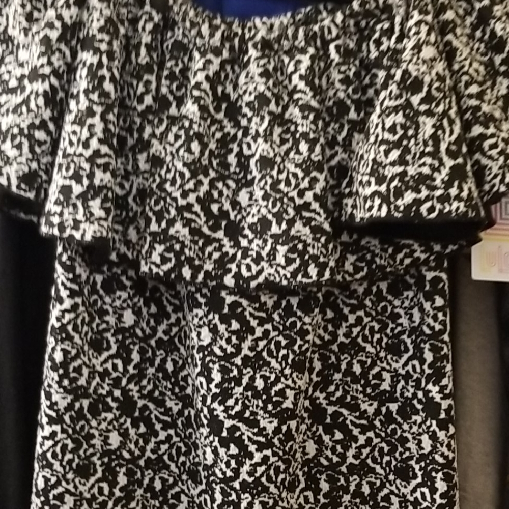 Lularoe Cici Dress size Small New